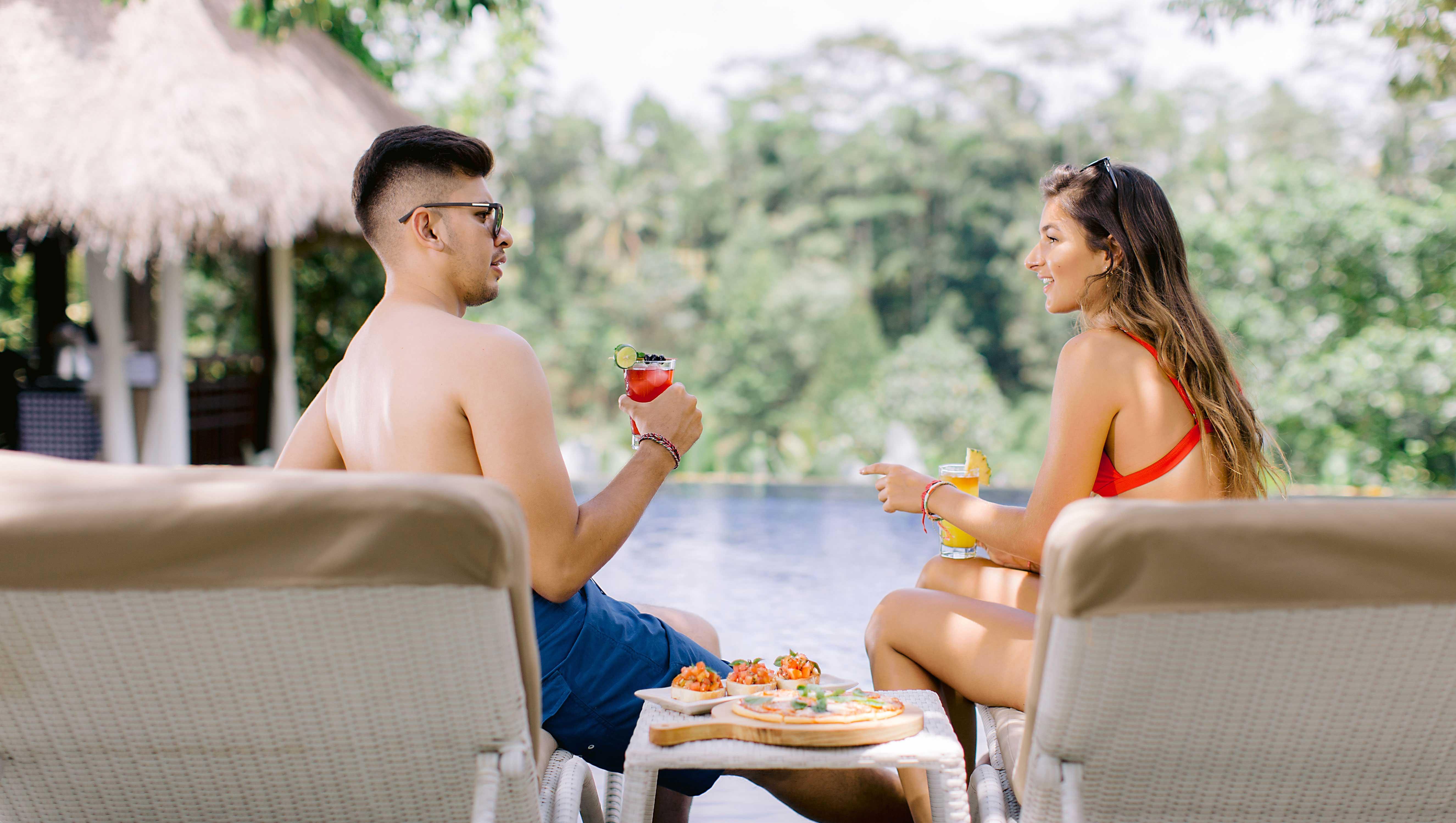 Tejaprana Resort&Spa - CHSE Certified Ubud Exterior foto A couple at a resort in Bali, Indonesia