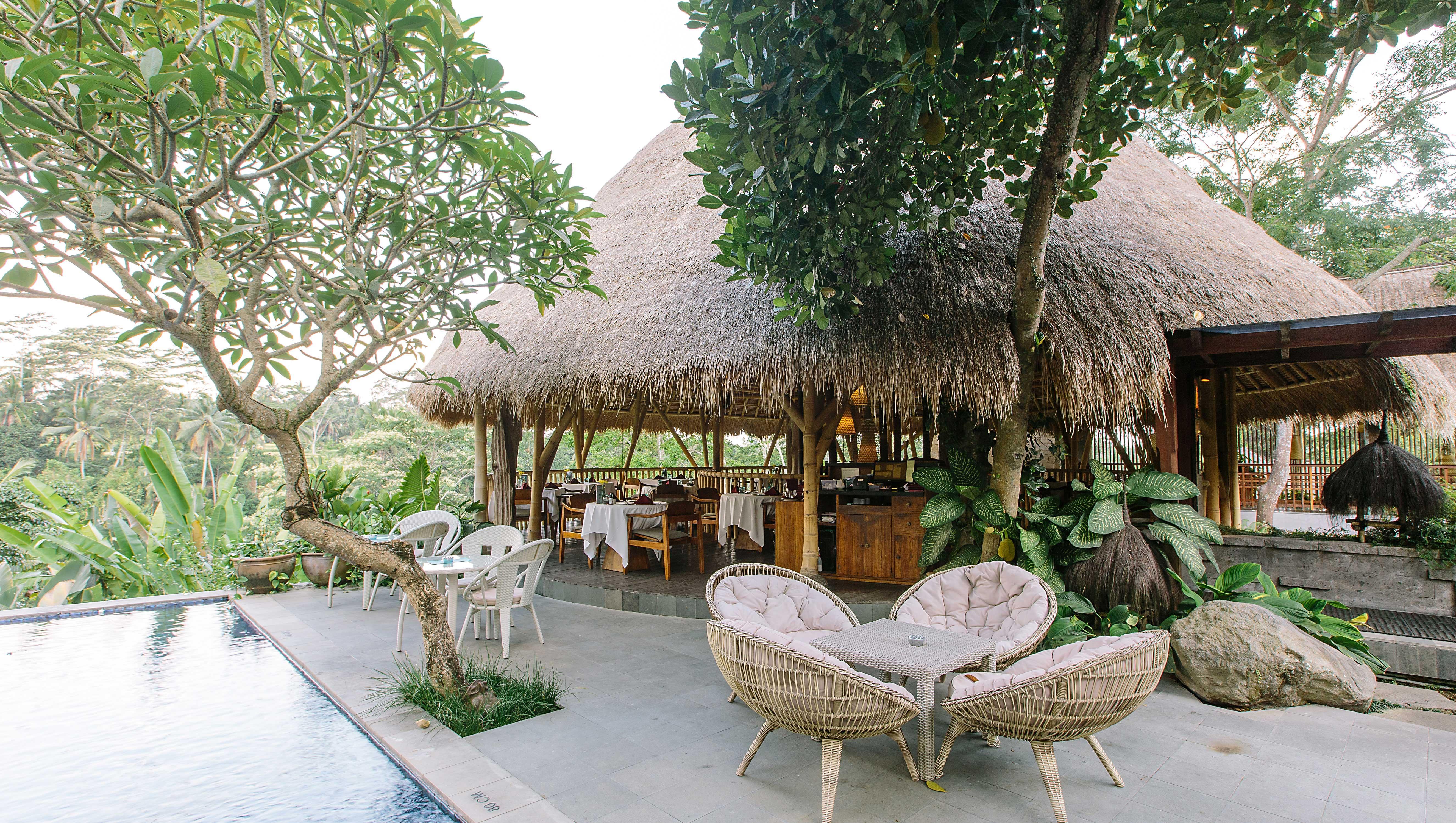 Tejaprana Resort&Spa - CHSE Certified Ubud Exterior foto The restaurant at the resort